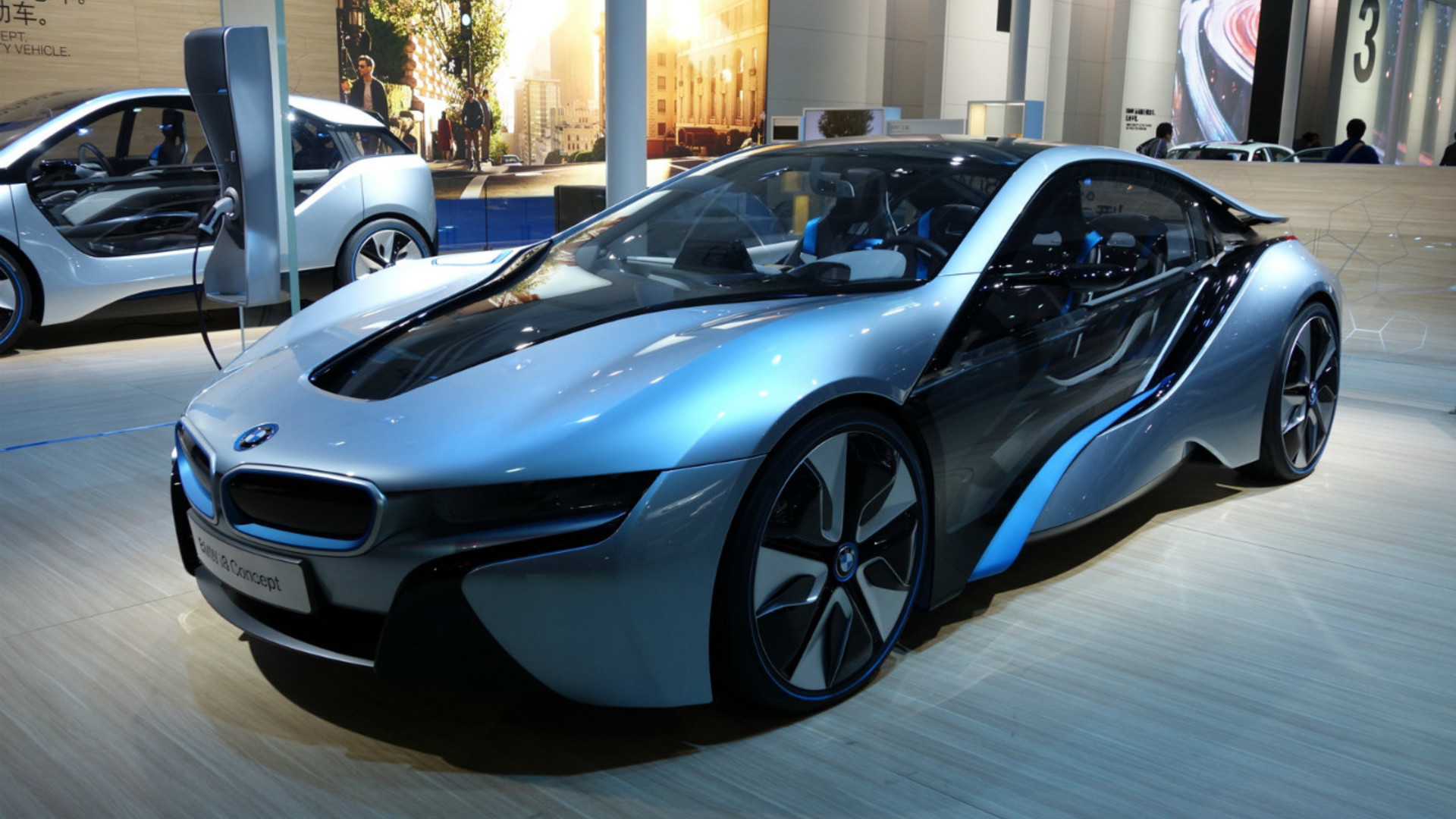BMW i5 Sedan